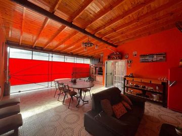 Chalet PH en venta en La Tablada