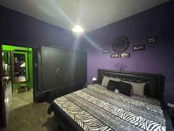 Chalet PH en venta en La Tablada