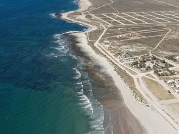 VENTA CASA CON PILETA EN PLAYAS DORADAS RIO NEGRO