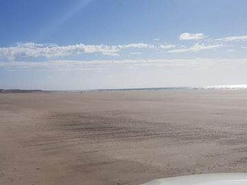 VENTA CASA CON PILETA EN PLAYAS DORADAS RIO NEGRO