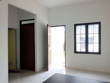 Rumah siap huni desain cantik di cimanggis bojonggede bogor