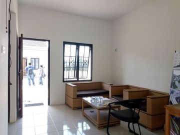 Rumah siap huni desain cantik di cimanggis bojonggede bogor