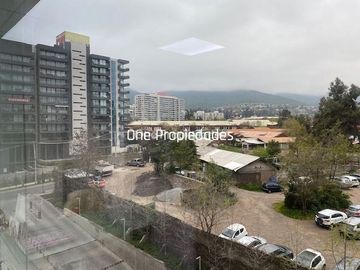 Lo Barnechea Arriendo linda Oficina Amoblada con privado