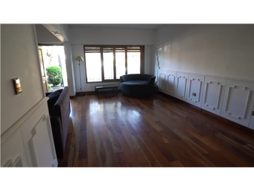 Chalet 4 ambientes- Parque Luro