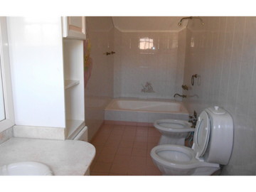 Chalet 4 ambientes- Parque Luro