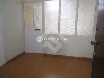 Venta Oficina Santiago 1 privado 1 baño
