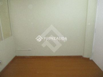 Venta Oficina Santiago 1 privado 1 baño