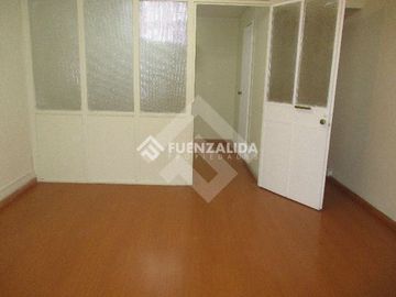 Venta Oficina Santiago 1 privado 1 baño