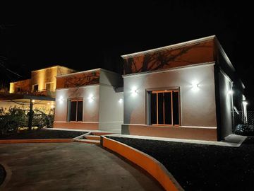 Venta Casa 5 ambientes,  San Isidro Labrador.