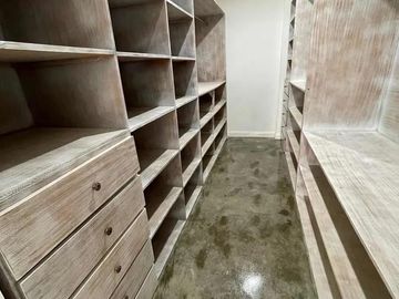 Venta Casa 5 ambientes,  San Isidro Labrador.