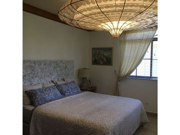 SEA Confiable Vende Casa con Piscina Y jardín en Clayton Village