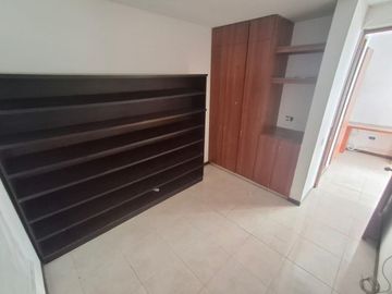 casa en arriendo en valle del lili. Cod A4396