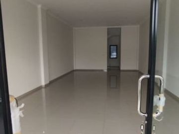 RUKO TERRACE 8 SUVARNA SUTERA DIJUAL CEPAT SIAP PAKAI