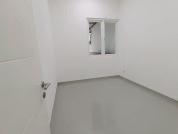 Rumah Baru Gress di Gayung Kebonsari Tinggal 1 Unit Buruan