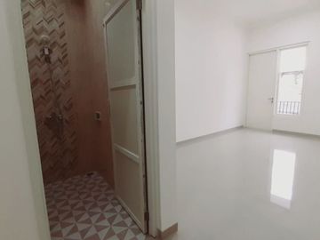 Rumah Baru Gress di Gayung Kebonsari Tinggal 1 Unit Buruan