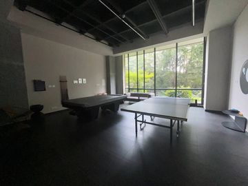 apartamento en venta en el poblado. Cod V121133407