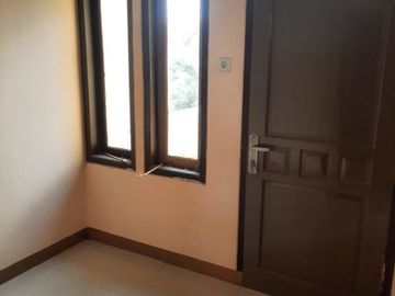 Komplek perum antapani LT Lb 80/130 2KT 2KM SHM IMB 990jt dekat ke jalan raya keamanan 24 jam