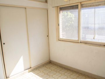 Casa de 3 ambientes con cochera en venta en Munro