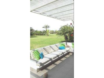 LINDA CASA EN CONDOMINIO COCOA – CERCA AL BOULEVARD DE ASIA