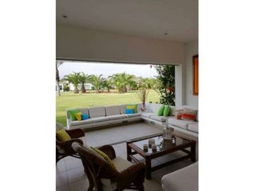 LINDA CASA EN CONDOMINIO COCOA – CERCA AL BOULEVARD DE ASIA