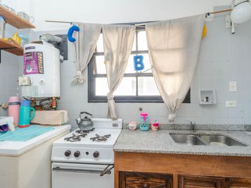 Venta Departamento Monoambiente  Ramos Mejía. Con Balcón super luminoso