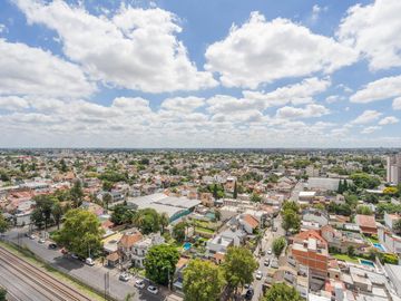 Venta Departamento Monoambiente  Ramos Mejía. Con Balcón super luminoso