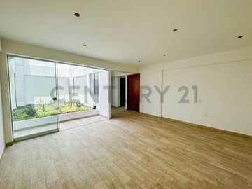 VENTA DEPARTAMENTO TRIPLEX SAN BORJA NO PAGA ALCABALA - 169m2!