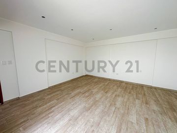 VENTA DEPARTAMENTO TRIPLEX SAN BORJA NO PAGA ALCABALA - 169m2!