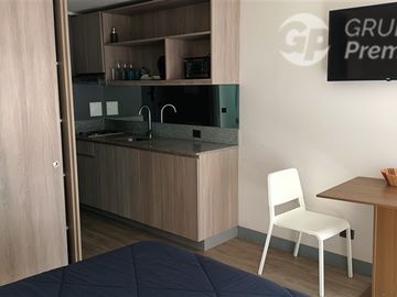 Depto 1D Amoblado con Balcón y Edificio Equipado