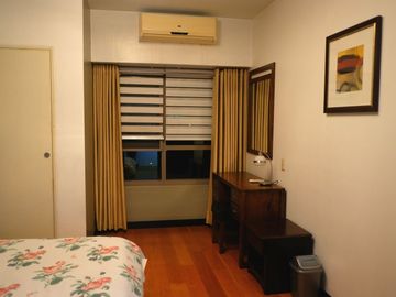 For RENT: Fully Furnished 1 Bedroom in The Residences at Greenbelt