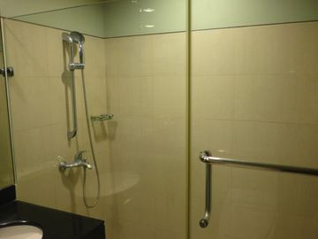 For RENT: Fully Furnished 1 Bedroom in The Residences at Greenbelt