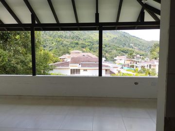 casa en venta en terrazas de mensuli. Cod V2341
