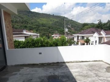 casa en venta en terrazas de mensuli. Cod V2341
