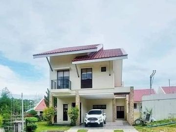 4Bedroom Ready For Occupancy Single Detached in Luana Dos Calajo-an Minglanilla