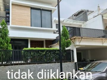 Rumah Cantik Semi Furnish 5 Kamar Tidur di Sektor 7 Kebayoran Bintaro 4650