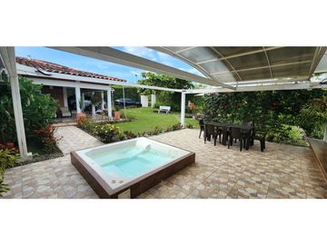 Casa Campestre Cerca al Club Campestre de Armenia