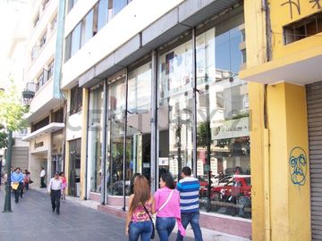 EDIFICIO COMERCIAL 6 PISOS EN AV. NICOLÁS DE PIÉROLA (CENTRO DE LIMA)