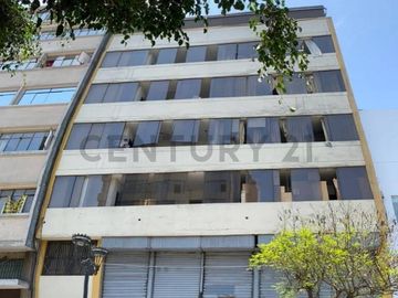EDIFICIO COMERCIAL 6 PISOS EN AV. NICOLÁS DE PIÉROLA (CENTRO DE LIMA)