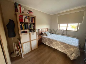 Se arrienda linda y cómoda casa en Chicureo
