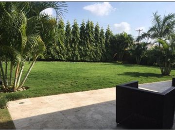 Casa en costa sur amoblada con acabados de lujo (AA)