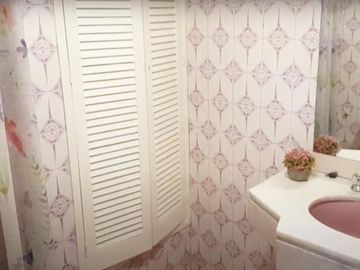 OPORTUNIDAD! ESPECTACULAR CASA 7 AMB, 270 M2 CON PISCINA, POOL HOUSE, JARDIN, QUINCHO ITUZANGO/CASTELAR
