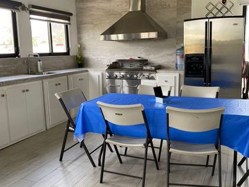 SE VENDE CASA AL NORTE EN SACRAMENTO RESIDENCIAL