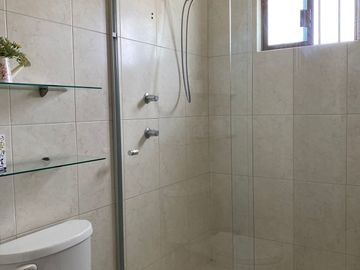 SE VENDE CASA AL NORTE EN SACRAMENTO RESIDENCIAL