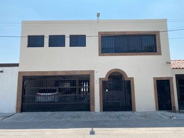 SE VENDE CASA AL NORTE EN SACRAMENTO RESIDENCIAL