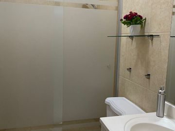 SE VENDE CASA AL NORTE EN SACRAMENTO RESIDENCIAL