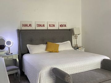 SE VENDE CASA AL NORTE EN SACRAMENTO RESIDENCIAL