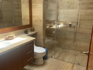 Venta Pakakuna Gardens en Checa villa amplia