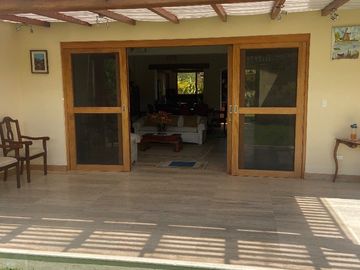 Venta Pakakuna Gardens en Checa villa amplia