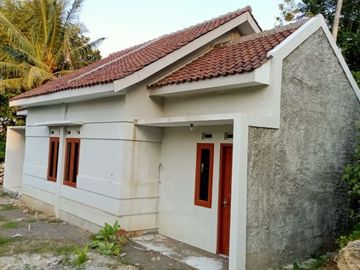 RUMAH TERMURAH DI KULON PROGO DEKAT STASIUN SENTOLO