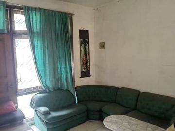 Dijual Rumah Hitung Tanah Villa Melati Mas Blok P Tangerang Selatan